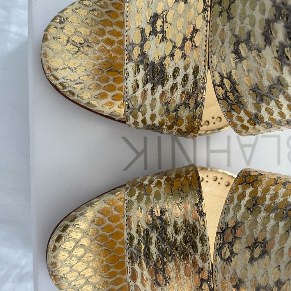 Manolo Blahnik Gold Leather Heels